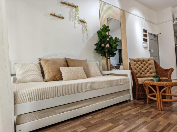 Urban Oasis Apartment 7 Sixty-One