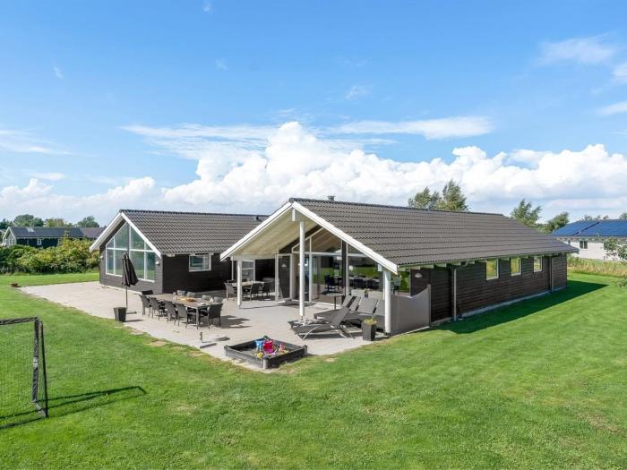 Holiday Home Jurgis - 900m from the sea by Interhome