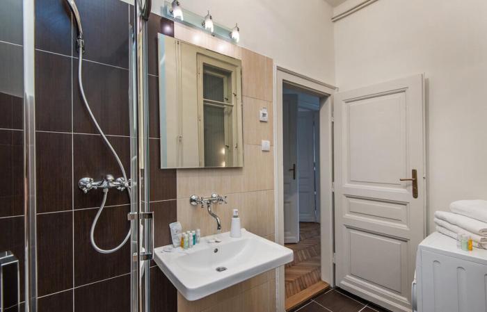 Two Bedroom Apartment Nusic