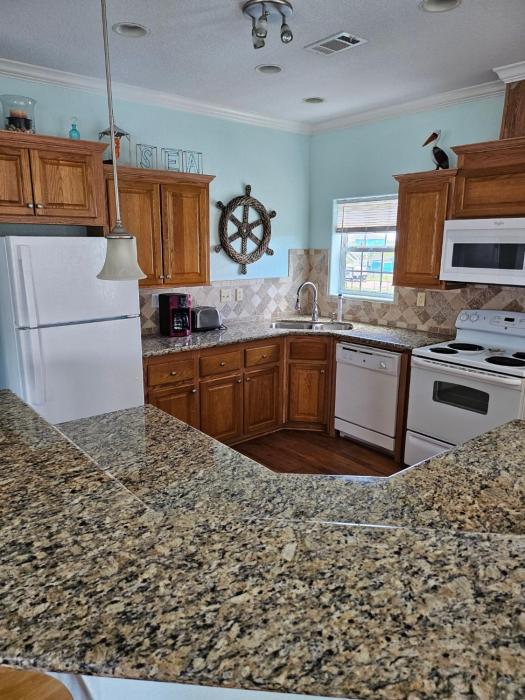 Seahorse Sea Fish Camp Sleeps 16