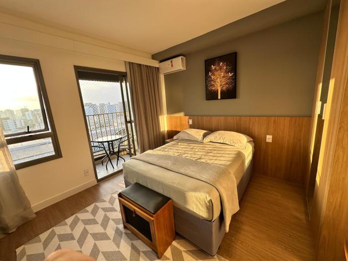 Studio em Moema, próximo ao aeroporto de Congonhas com um quarto