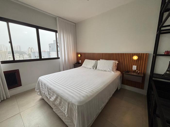 ENB1129 Flat Super Moderno com AC no Centro de SBC