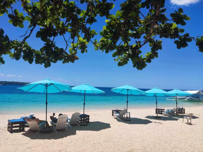 Paradizzo Beach Resort