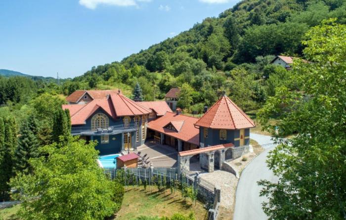 Villa Requiem by Villas Guide