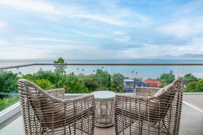 Cozy 2-Bed Apt by the Sea Beach - KBR37