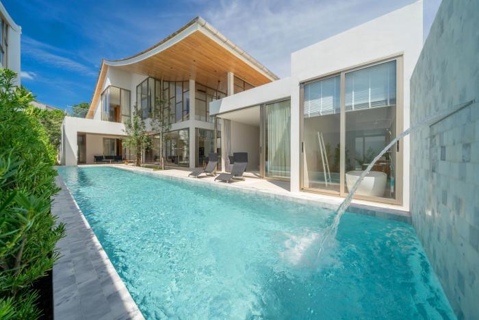 Trinity Lux Villa - C2 new modern 5 bedrooms 20m pool villa
