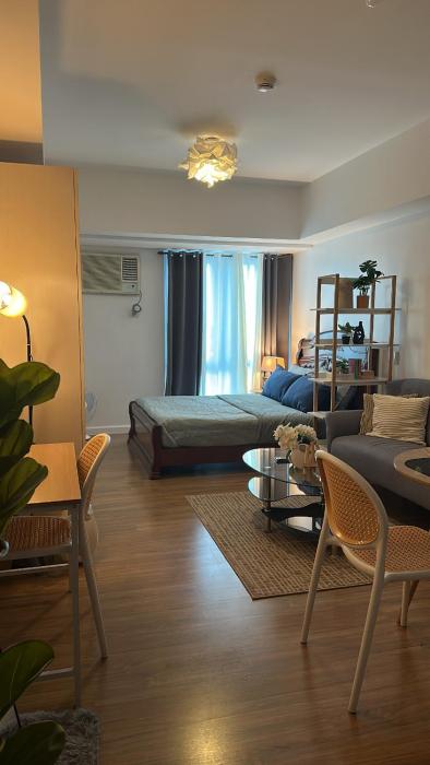 Modern Cozy Studio Unit near Abreeza Mall
