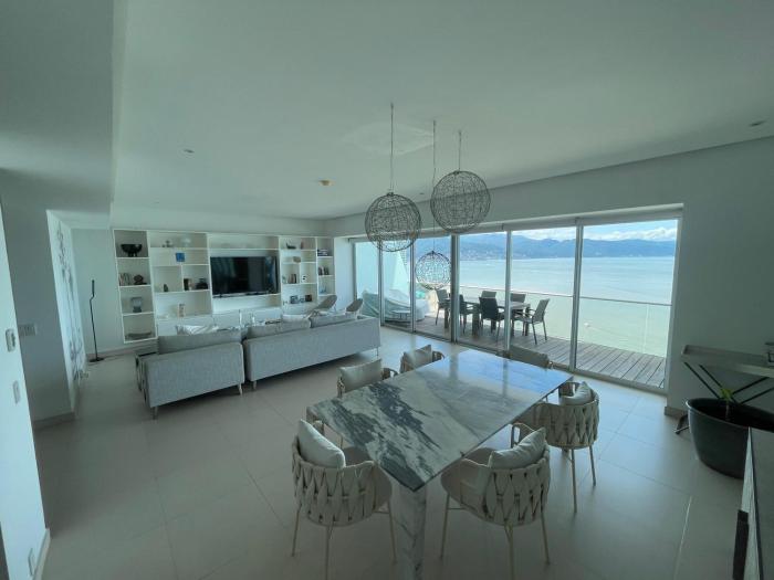 Departamento en Icon Puerto Vallarta con Vista al Mar