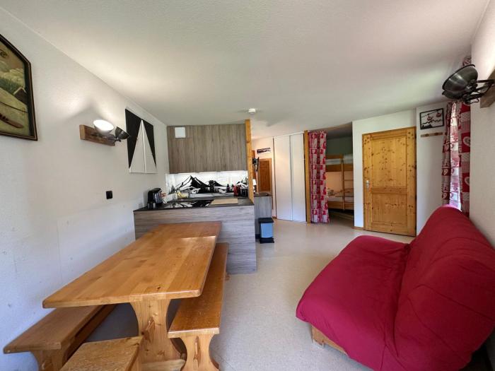 Appartement 6 personnes avec balcon proche jardin denfants - FR-1-642-62