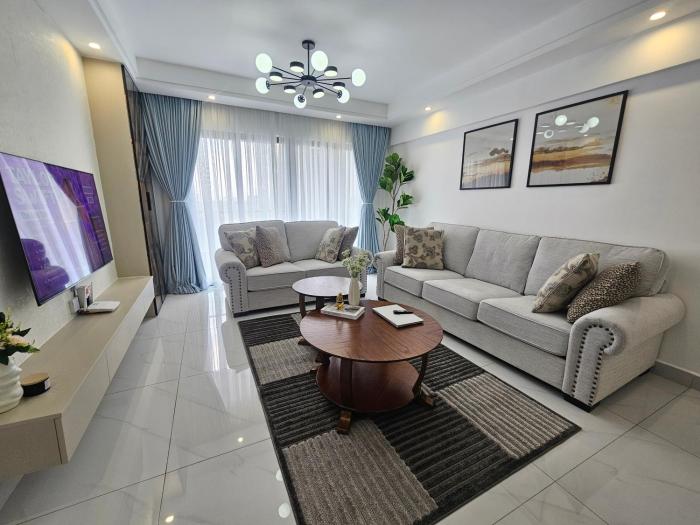Kileleshwa Two Bedroom Dining Suite with Skyroof Gym & Balcony