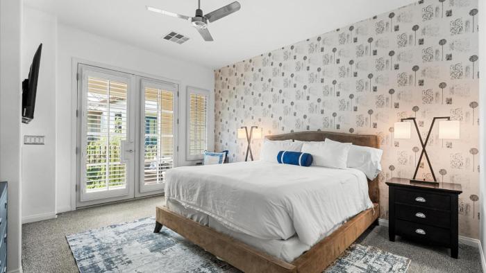 LV031 Luxurious Upstairs Legacy Villas Studio