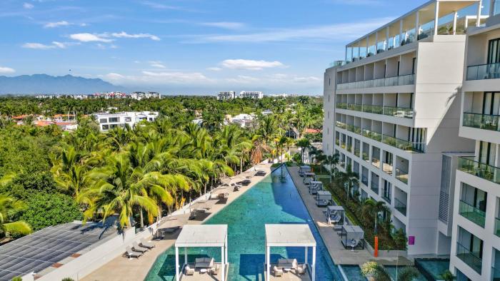 Mio Riviera Nayarit - Modern Condos with Gym & Pool