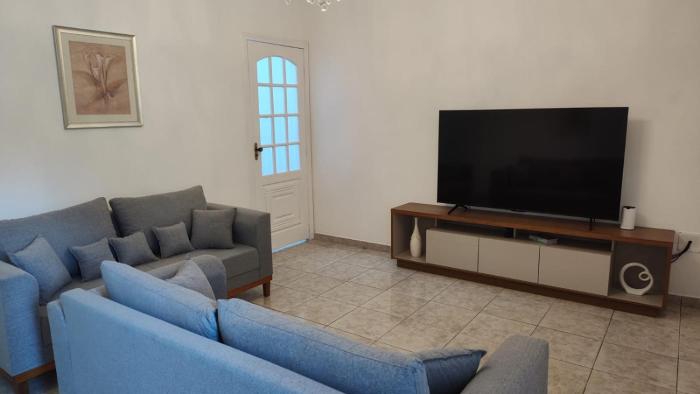Casa no Centro de São Roque - SP