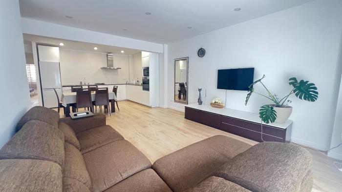 Apartamento con Terraza cerca del Mar