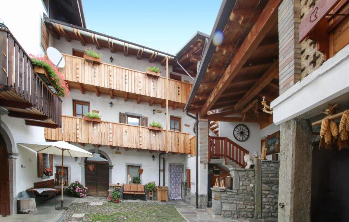 Gorgeous Apartment In Loc Priola Di Sutrio