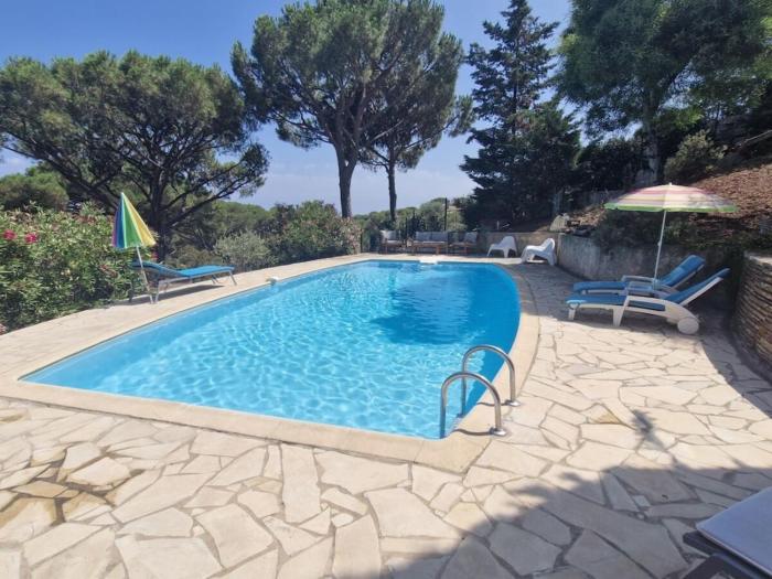 Villa in Sainte Maxime with swimming pool