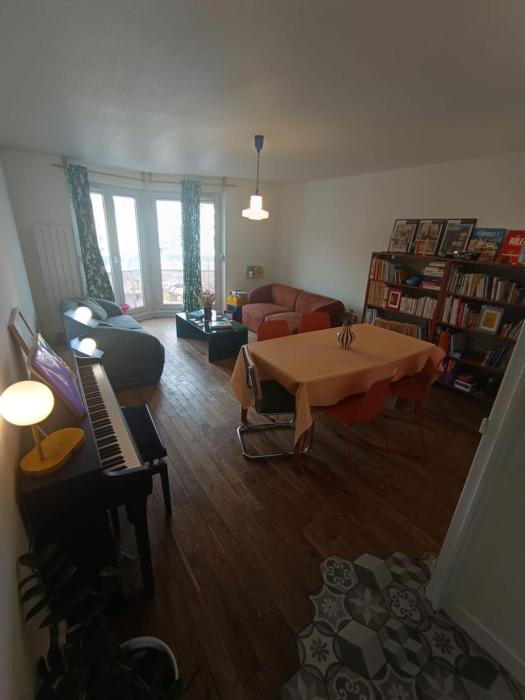 Lumineux confort proximité métro tramway centre Lyon