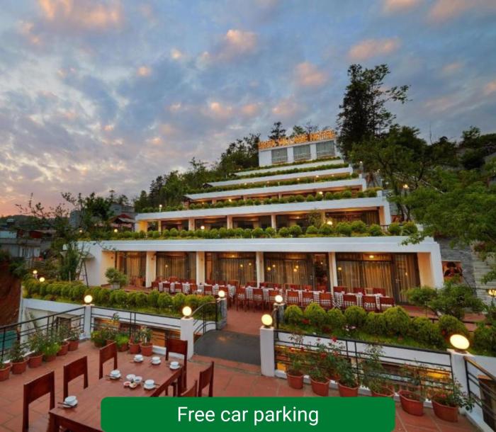 Sapa Village Hotel