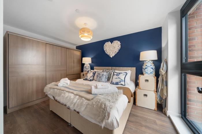 Brand New Luxury Liverpool Waterfront Apartment - Sleeps 4