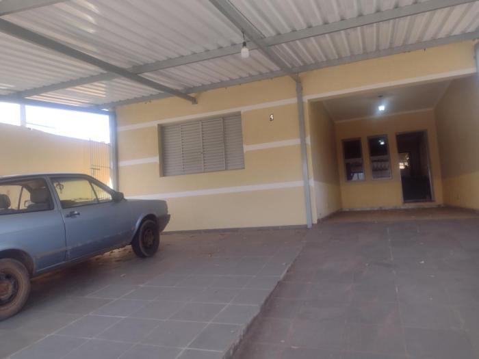 Casa na área central com 3 quartos