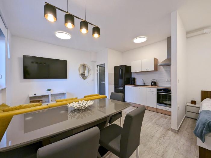Funktastic Central Maksimir Condo