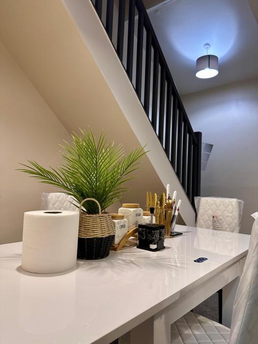 Our Charming 3-Bedroom, 1-Bathroom flat