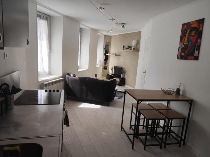 Appartement ultra centre de Thonon dans petite copropriéte