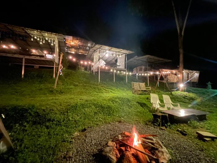 Amornkeeree Khao Sok Camping