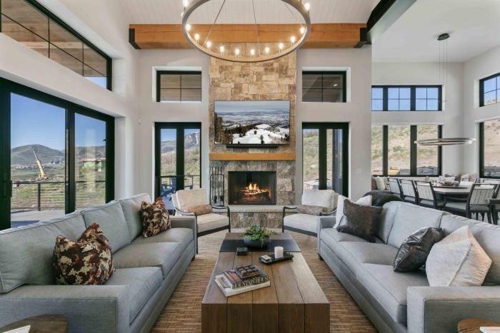 11981 N Gemini Way SkyRidge 5BR Home with Hot Tub home