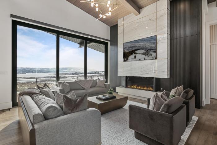 11494 N Ursa Circle- SkyRidge 5 BR Home with Hot Tub home