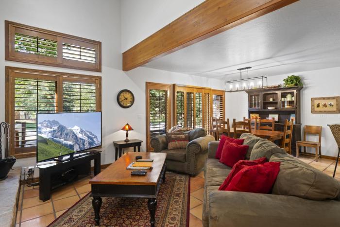 Deer Lake Village at Deer Valley Resort - Four Bedroom Condo with Hot Tub #2478 condo