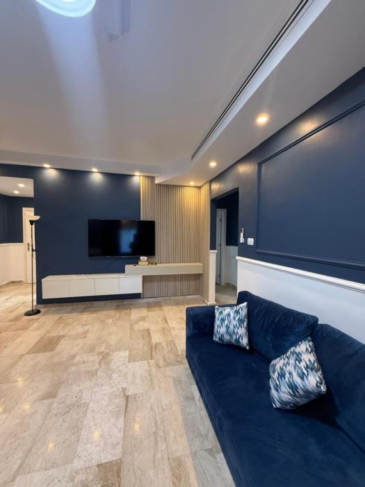 3bedroom aprt of 200sqm near movenpick hotel amman