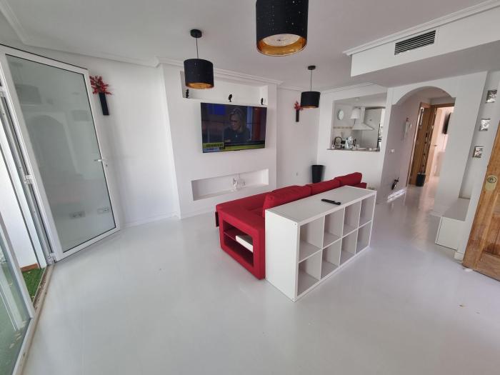 Hidden Gem between Waves & Mountains