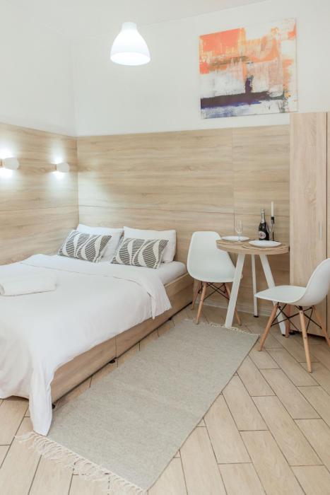 Mini Smart Apartments on Shpytalna 13- Economy Apartment