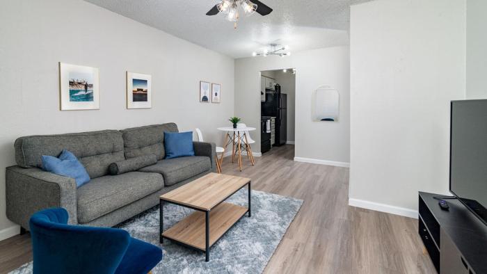 Cozy 1-BR Near Triangle, UT, SXSW & Hyde Park