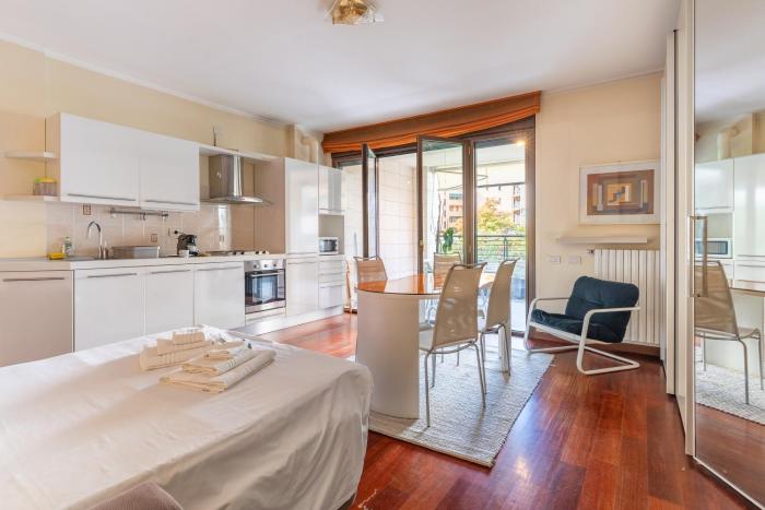 Elegant Studio with terrace in Milan city life
