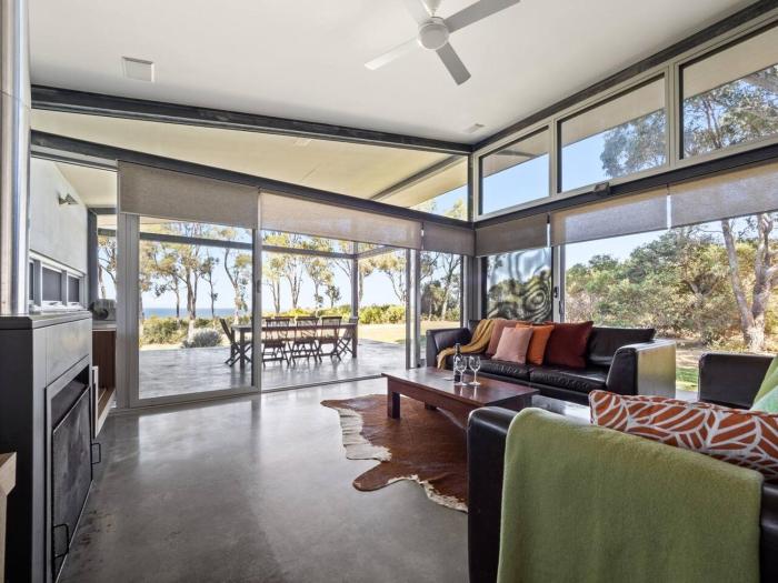Redgate Beach House with Private Tennis Court
