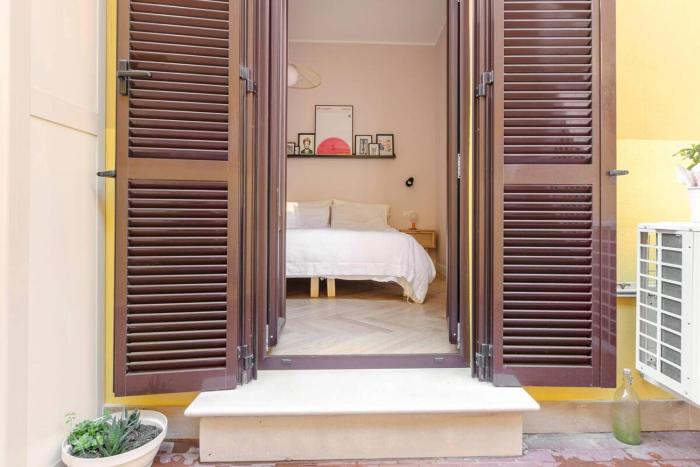 CHARMING COURTYARD HOUSE in the heart of Milan