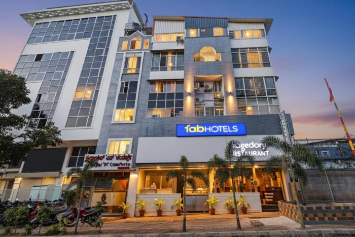 FabExpress Royal N Comforts - Nr Shivoham Shiva Temple