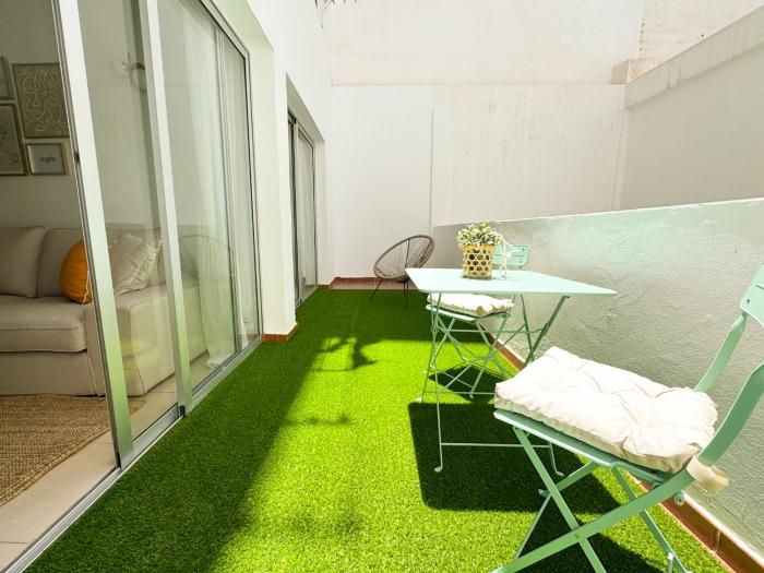 Peaceful Beach House by CanaryScape