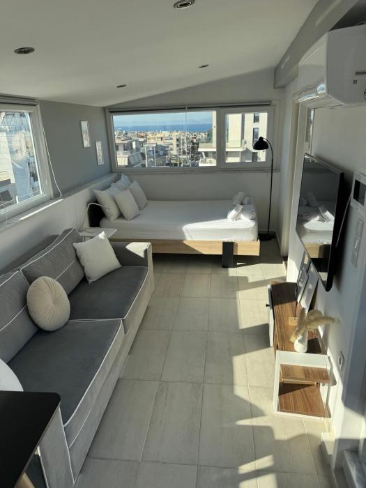 Skyline oasis rooftop