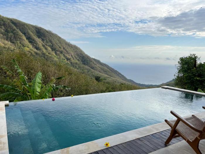 Amed Hill Ocean View