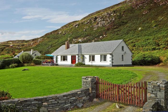 4 Bed in Clifden oc-i243