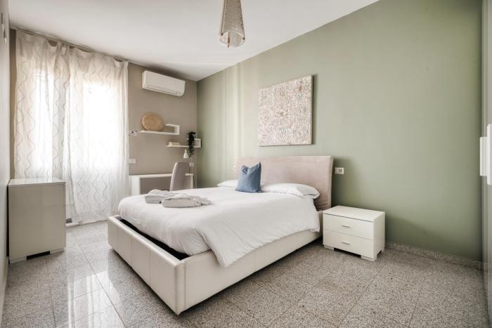 City Stay for 6 – Walk to Milan’s Best Spots