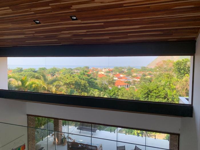 Refúgio com vista mar e verde