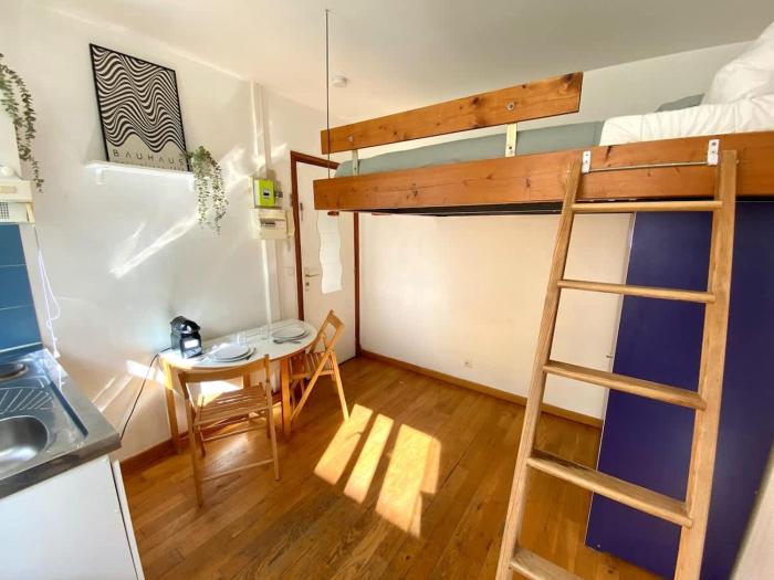 New 137 Suite Yves - Cosy Apartment Paris Center