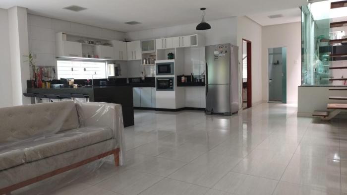 Ampla Casa para COP 30 com 4 suítes