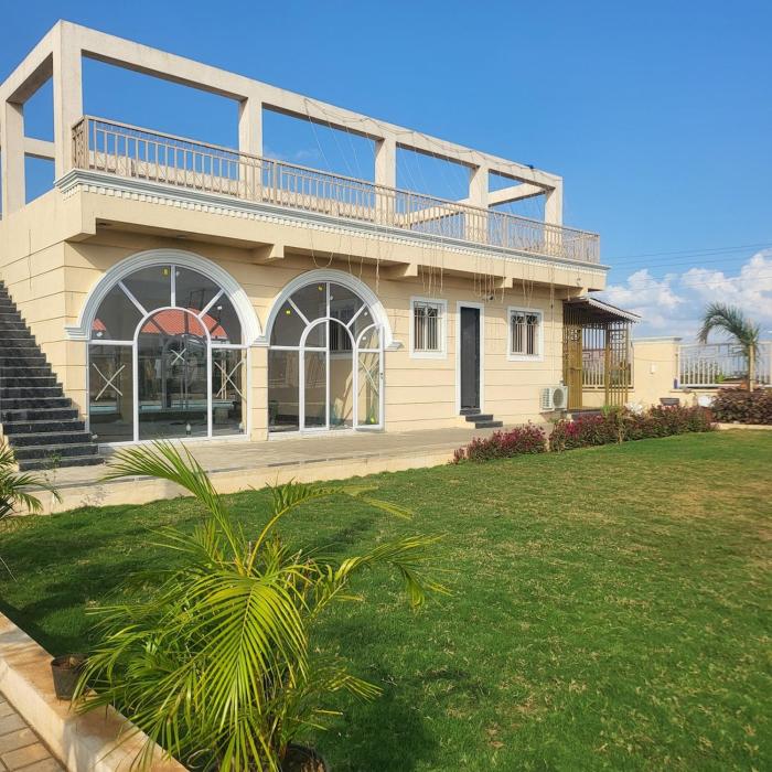 The Sol Street Villa