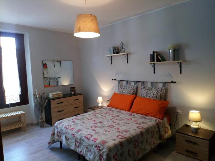 Three-room apartment in the central area