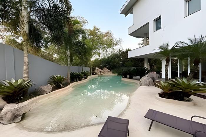 Mansão com Prainha Privativa- GV